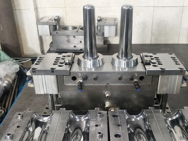 清河门模具制造-05