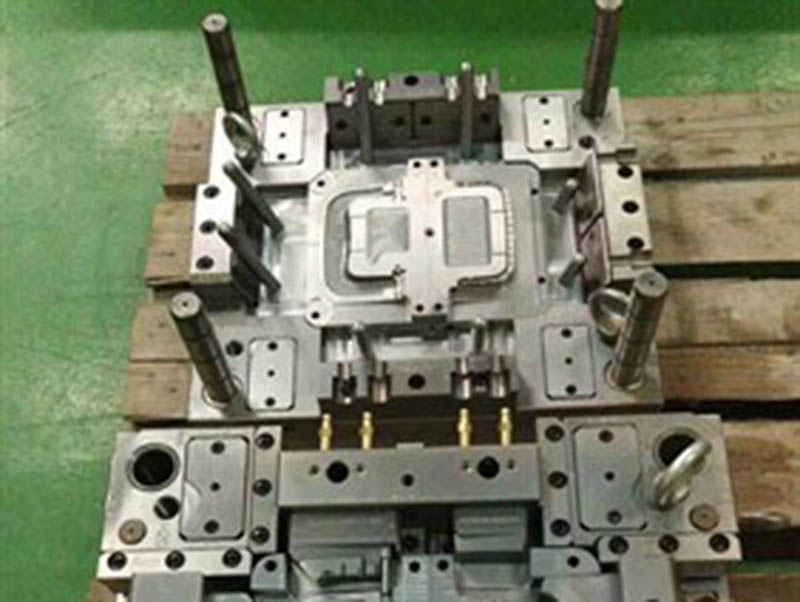 清河门模具制造-06