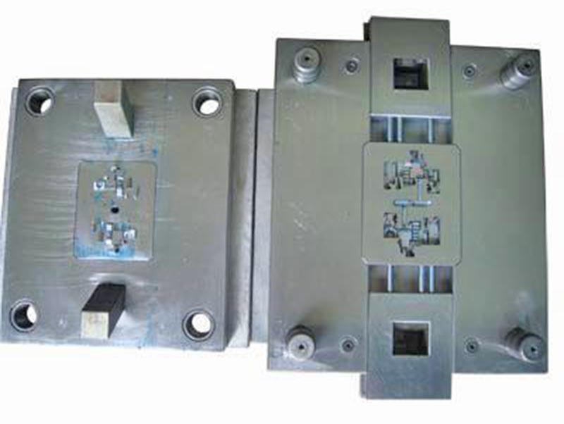 清河门精密塑料模-01